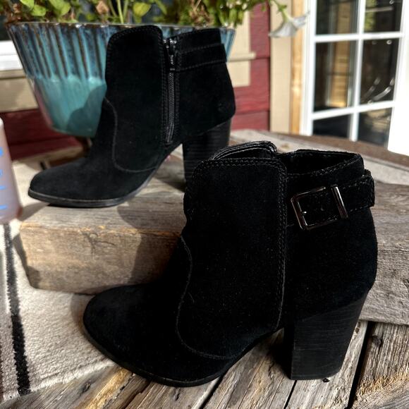 Gianni Bini Ankle Boots Suede 7M Leather Block Heel Ankle Boots Coquette Chic - Picture 2 of 9